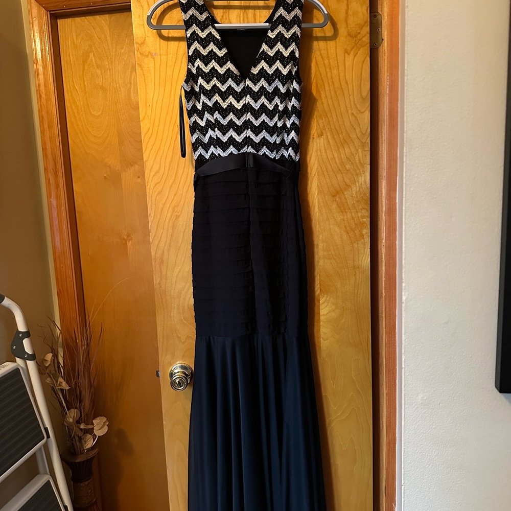 Elegant Black and White Chevron Dress